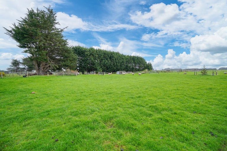 Photo of property in 360 Bay Road, West Plains, Invercargill, 9879