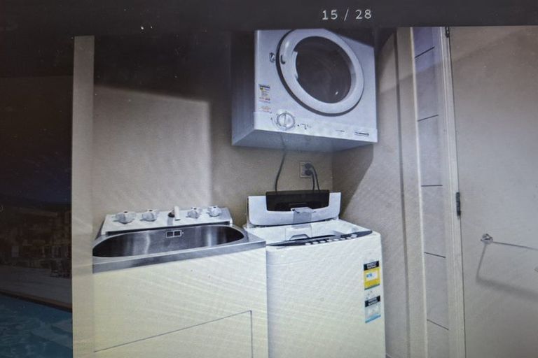 Photo of property in Bacchus Apartments, 1d/9 Bute Road, Browns Bay, Auckland, 0630