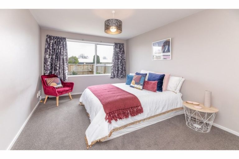 Photo of property in 1/2 Lamorna Road, Parklands, Christchurch, 8083