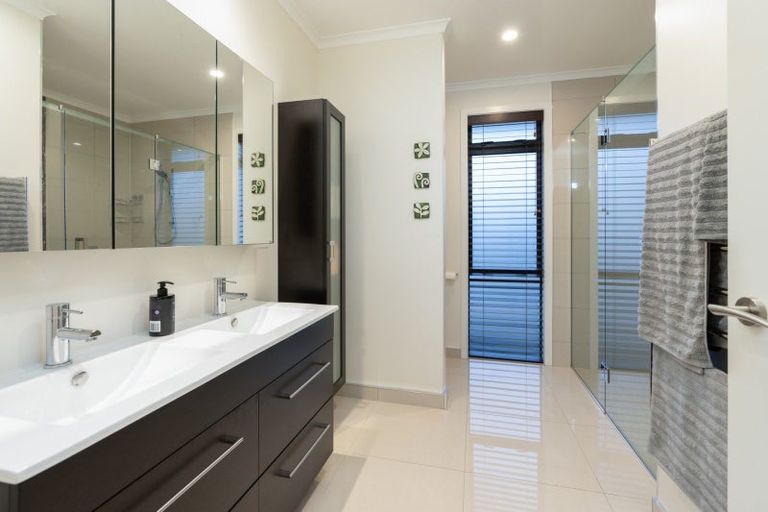 Photo of property in 7 Stonebridge Road, Temple View, Hamilton, 3289