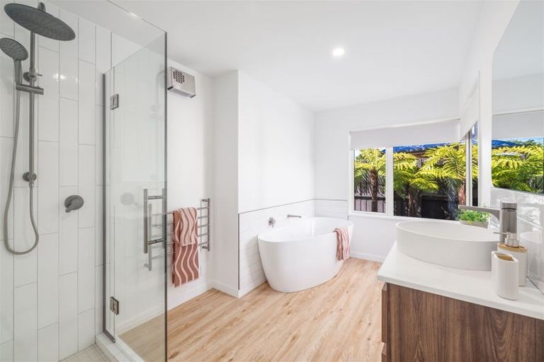 Photo of property in 9 Monterey Place, Parklands, Christchurch, 8083