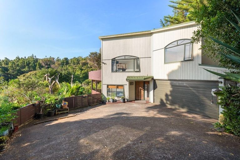 Photo of property in 43b Island Bay Road, Beach Haven, Auckland, 0626