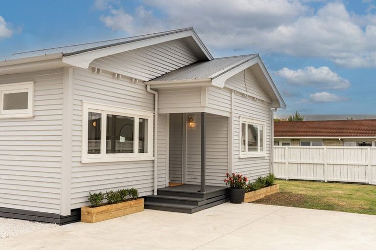 Photo of property in 12 Rata Street, Maeroa, Hamilton, 3200