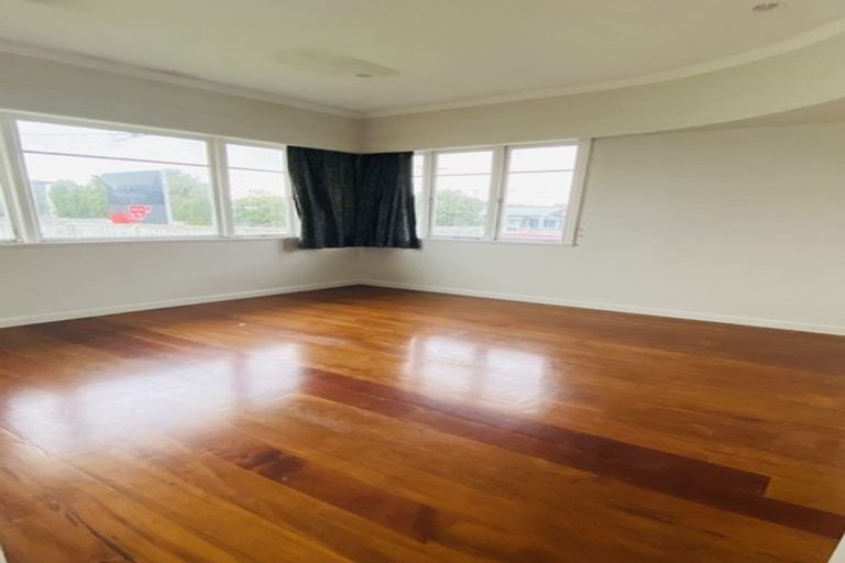 Photo of property in 57 Hayr Road, Three Kings, Auckland, 1042