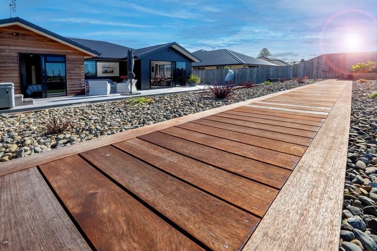 Photo of property in 4 Karearea Drive, Coastlands, Whakatane, 3120