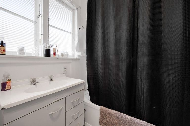 Photo of property in 10 Glasgow Street, Hawera, 4610