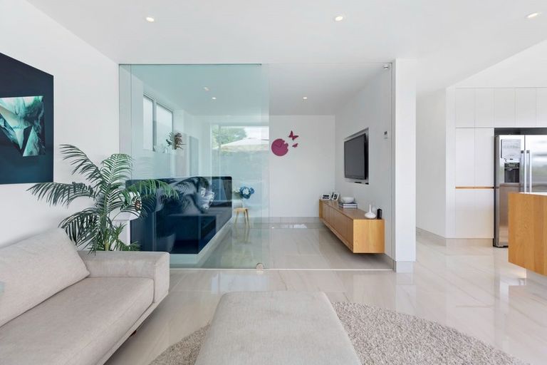 Photo of property in 9 Shirley Road, Grey Lynn, Auckland, 1021