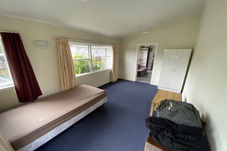 Photo of property in 87 Rathgar Road, Henderson, Auckland, 0610