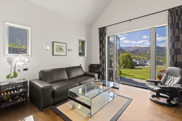 Photo of property in Millbrook Resort, 24 Ayrburn Ridge, Arrowtown, 9371