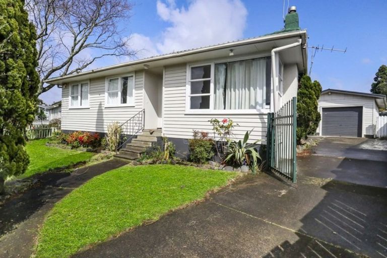 Photo of property in 20 Beeston Crescent, Manurewa, Auckland, 2102