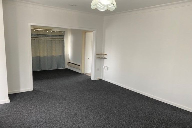 Photo of property in 1/7 Waterloo Road, Milford, Auckland, 0620