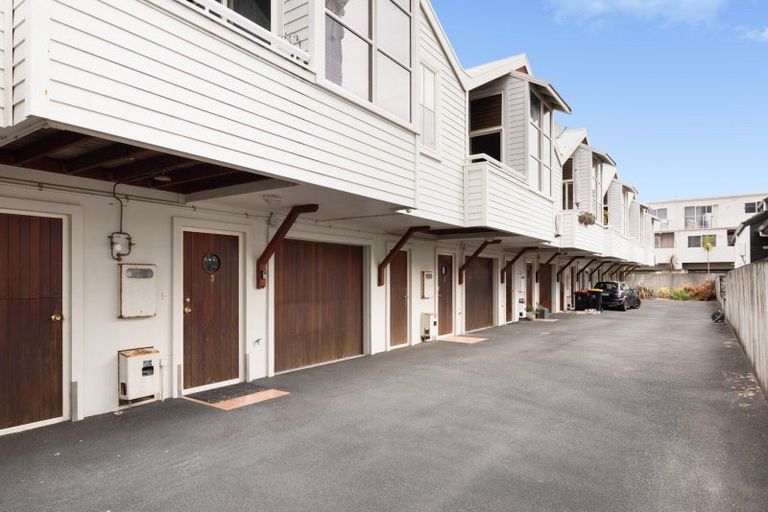 Photo of property in 34e Maunganui Road, Mount Maunganui, 3116