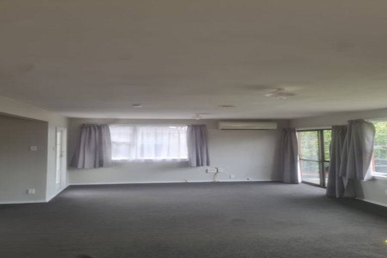 Photo of property in 5 Shamrock Place, Halswell, Christchurch, 8025