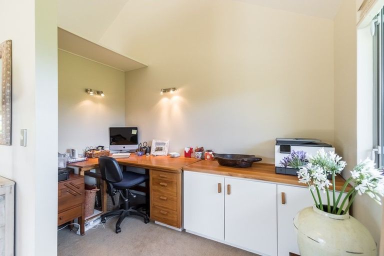 Photo of property in 5 Ridgecrest, Wanaka, 9305