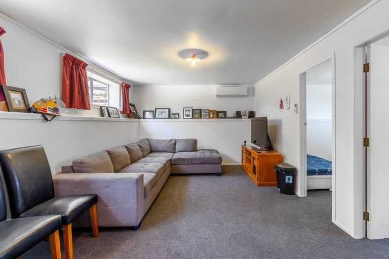 Photo of property in 5 Handley Place, Glen Avon, New Plymouth, 4312