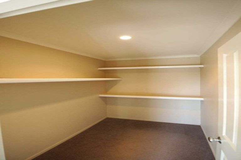 Photo of property in 33 Rolleston Drive, Rolleston, 7614