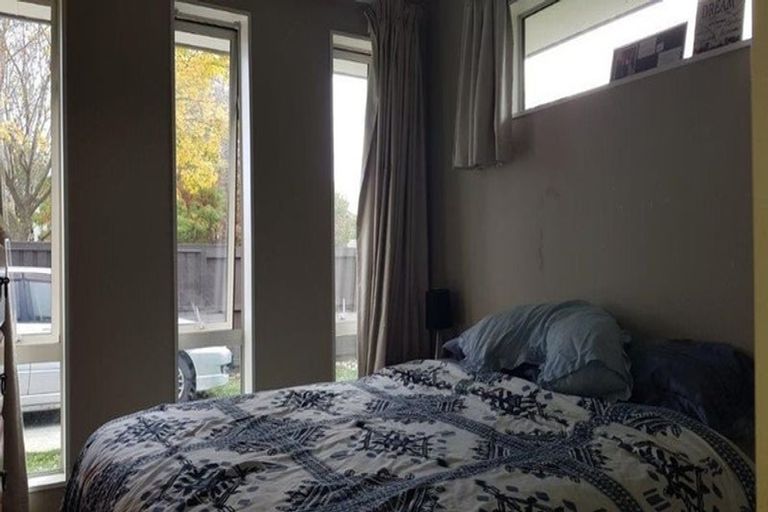 Photo of property in 20 Olliviers Road, Phillipstown, Christchurch, 8011