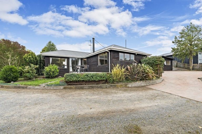 Photo of property in 1 Beach Crescent, Waikuku Beach, 7473