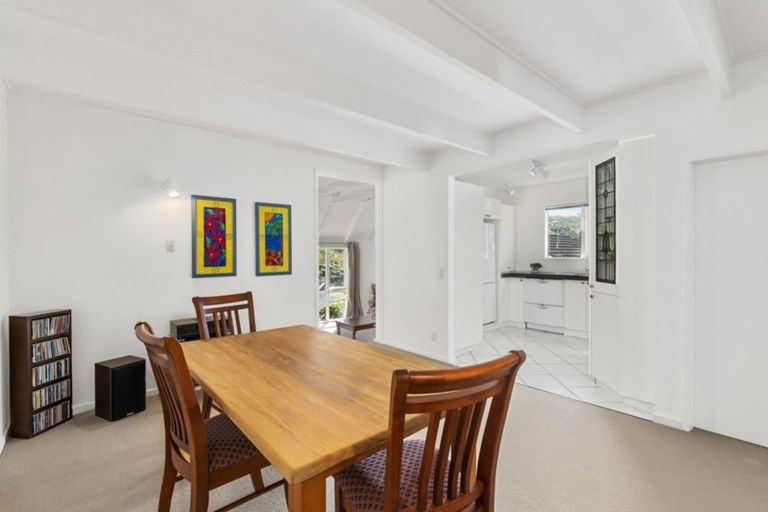 Photo of property in 11 Haast Close, Kelson, Lower Hutt, 5010