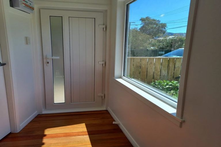 Photo of property in 477d Riverside Drive, Fairfield, Lower Hutt, 5011