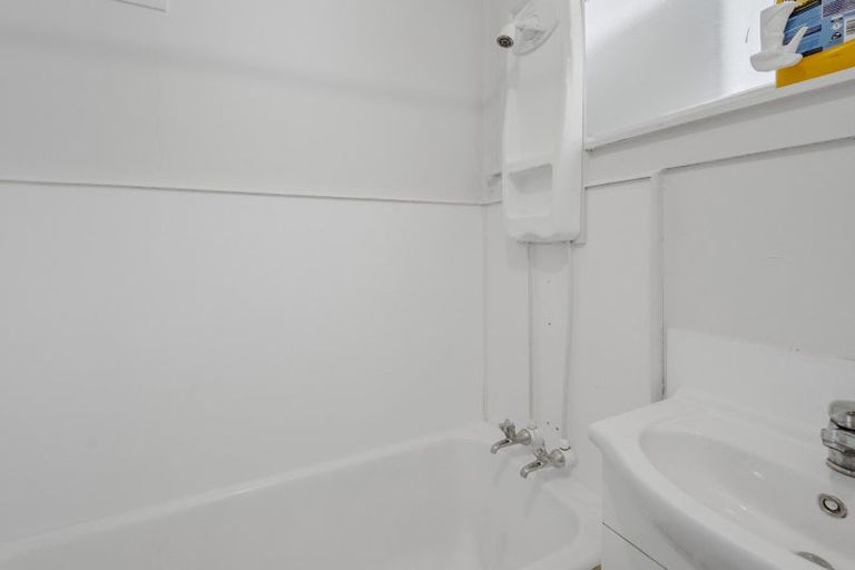 Photo of property in 615a Duke Street, Mahora, Hastings, 4120