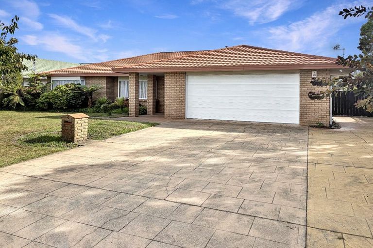 Photo of property in 4 Knightsbridge Place, Taradale, Napier, 4112