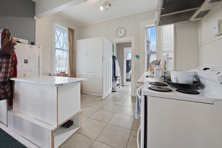 Photo of property in 299 Elles Road, Strathern, Invercargill, 9812