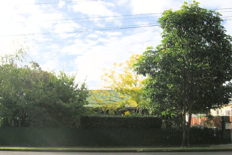 Photo of property in 3/399 West Coast Road, Glen Eden, Auckland, 0602