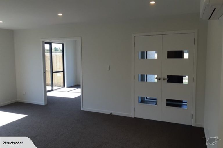 Photo of property in 10 Johnson Avenue, Amberley, 7410