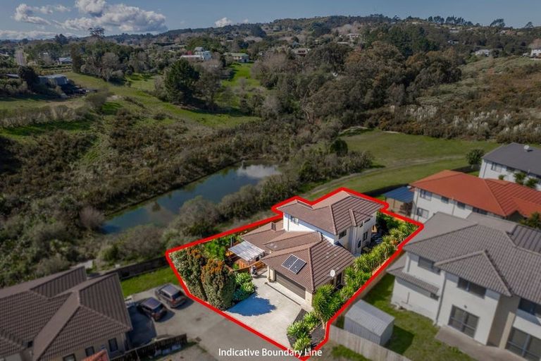 Photo of property in 121 Keri Vista Rise, Papakura, 2110