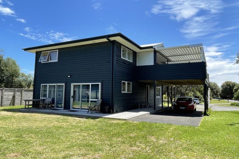 Photo of property in 12 Tuhua Place, Bowentown, Waihi Beach, 3177