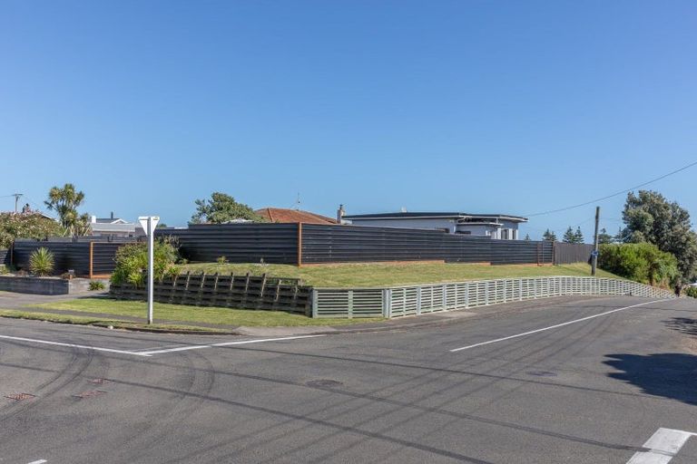 Photo of property in 51a Matai Street, Castlecliff, Whanganui, 4501