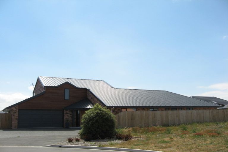 Photo of property in 12 Woodhaven Place, Parklands, Christchurch, 8083