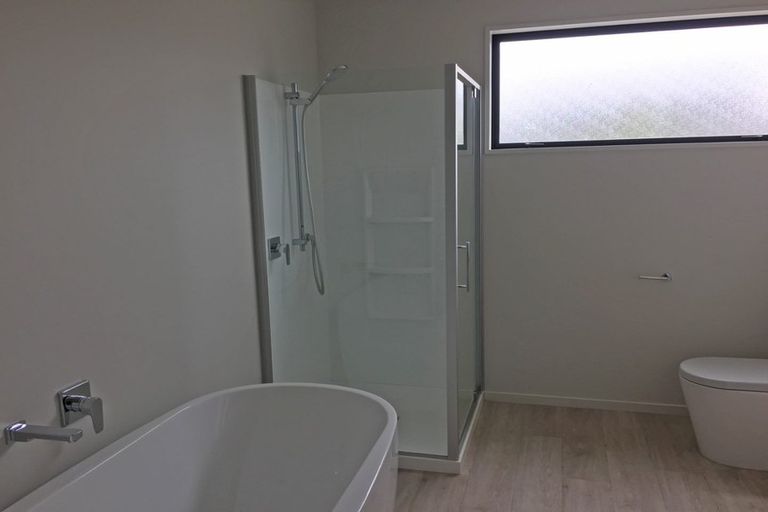 Photo of property in 9 Merivale Avenue, Wanaka, 9305