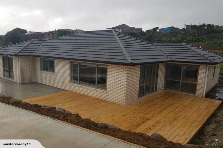Photo of property in 7 Totarahoe Lane, Whalers Gate, New Plymouth, 4310