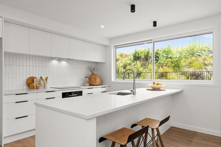 Photo of property in 31 Arihi Crescent, Frimley, Hastings, 4120