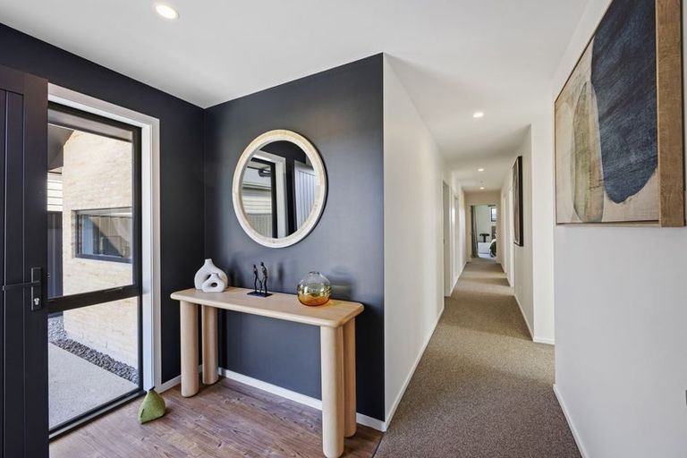 Photo of property in 36 Longview Drive, Lake Hawea, 9382