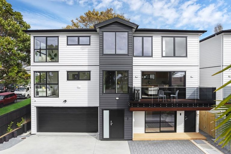 Photo of property in 16a Brandon Road, Glen Eden, Auckland, 0602