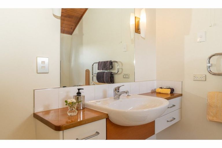 Photo of property in 89 Hone Heke Road, Kerikeri, 0230