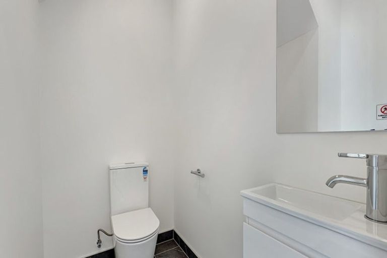 Photo of property in 8/27 Glenorchy Street, Glen Eden, Auckland, 0602