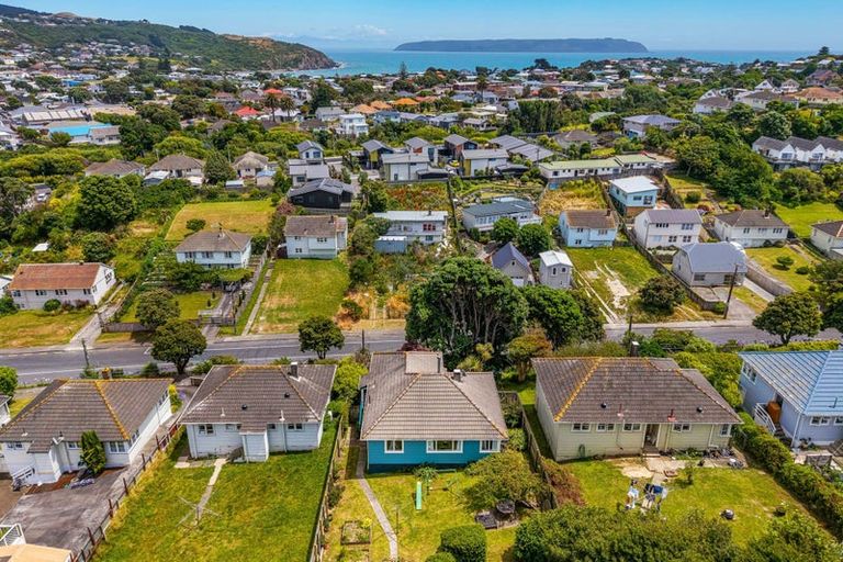 Photo of property in 50 Dimock Street, Titahi Bay, Porirua, 5022