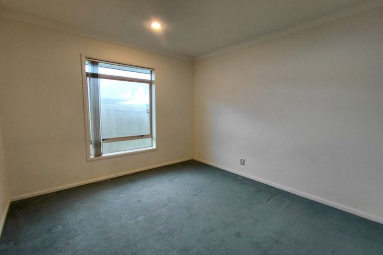 Photo of property in 10 Titirangi Crescent, Parklands, Christchurch, 8083