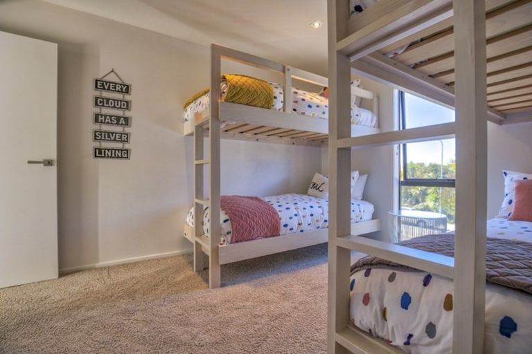 Photo of property in 2a Niger Street, Wanaka, 9305