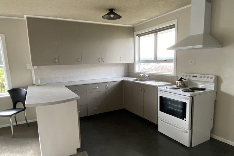 Photo of property in 6 Hughson Street, Waitara, 4320