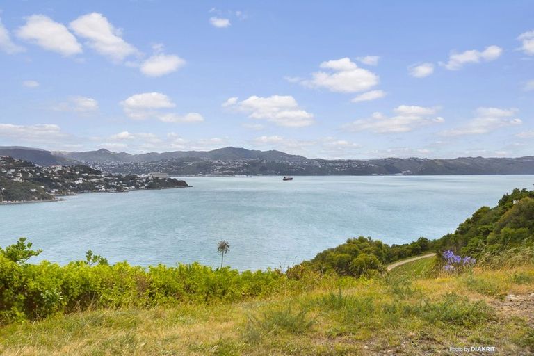 Photo of property in 23 Rangitane Street, Maupuia, Wellington, 6022