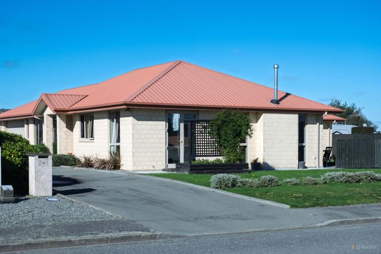 Photo of property in 9 Tancred Street, Geraldine, 7930