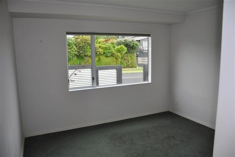 Photo of property in 58a Riversdale Drive, Merrilands, New Plymouth, 4312