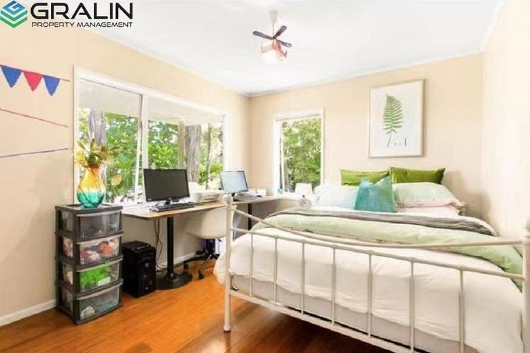 Photo of property in 48 Hilling Street, Titirangi, Auckland, 0604