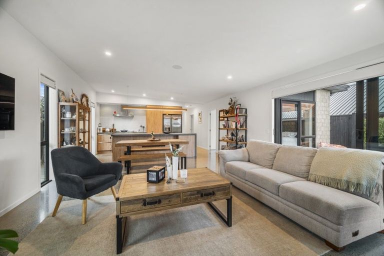 Photo of property in 4b Harakeke Drive, Wharewaka, Taupo, 3330