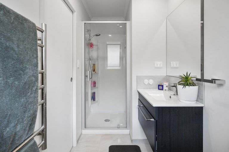 Photo of property in 2 Kahawai Close, Pyes Pa, Tauranga, 3112